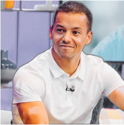 Former participant of the program giving testimonial