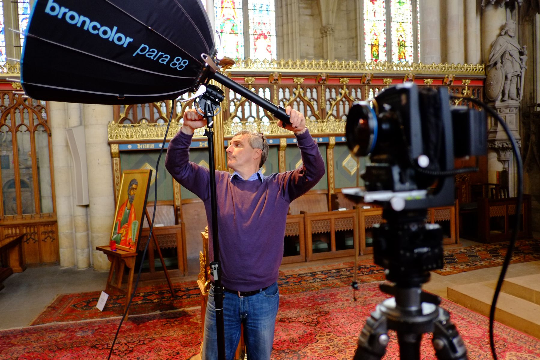 Para 88 set up in a cathedral to photograph an icon